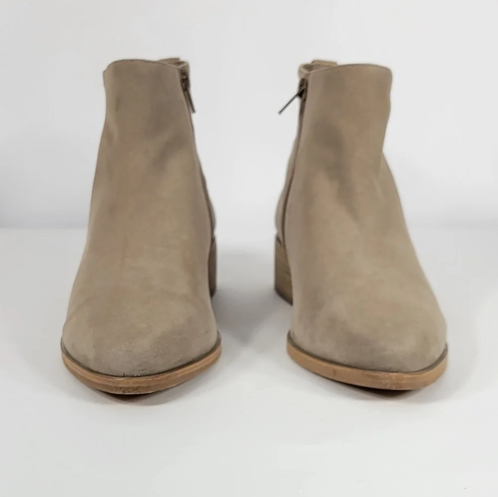 Vaneli Fazar Suede Booties #583 Size 9M